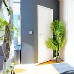 Daire Cofy - Quiet Location, Air-conditioning, Free Parking, 24-7 Check-in-out With Prepaid Nighttime Check-in, Early Check-in, Late Check-out! Tallinn