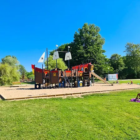 Cofy - Centrally Located, Quiet District, Air-conditioning, Free Parking, 24-7 Express Check-in-out, Close To Sea And Everything Need For Living! 아파트 탈린