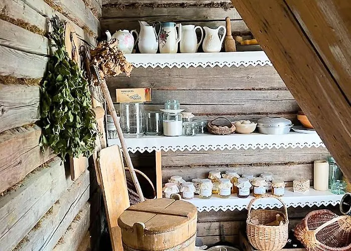 Cofy - Centrally Located, Quiet District, Air-conditioning, Free Parking, 24-7 Express Check-in-out, Close To Sea And Everything Need For Living! Apartment *