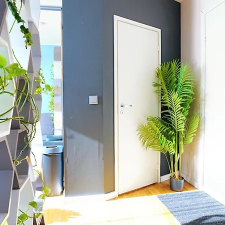 Apartament Cofy - Quiet Location, Air-conditioning, Free Parking, 24-7 Check-in-out With Prepaid Nighttime Check-in, Early Check-in, Late Check-out! Tallin