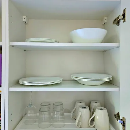 Cofy - Centrally Located, Quiet District, Air-conditioning, Free Parking, 24-7 Express Check-in-out, Close To Sea And Everything Need For Living! Apartmán *