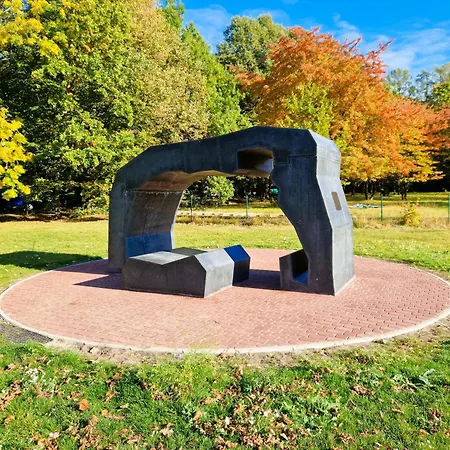 アパート Cofy - Centrally Located, Quiet District, Air-conditioning, Free Parking, 24-7 Express Check-in-out, Close To Sea And Everything Need For Living!